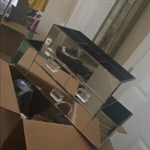 NEW Tahari Home Mirrored Storage Organizer